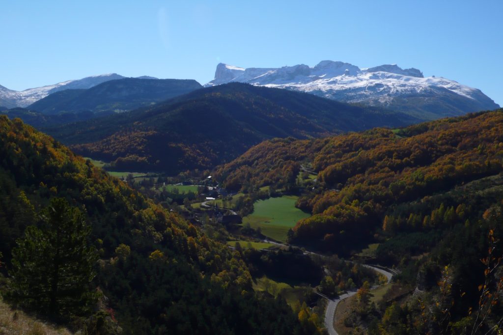 VTT face aux montagnes du Dévoluy